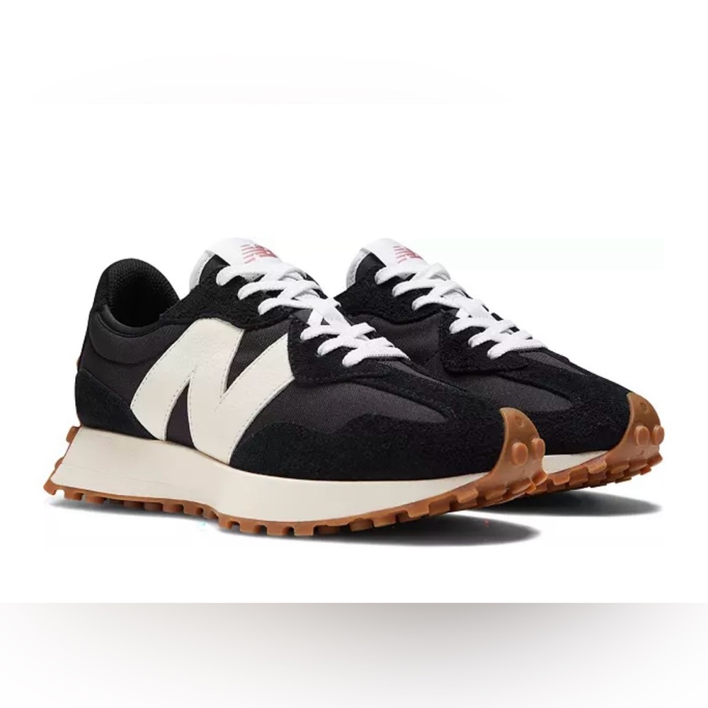 New Balance 327